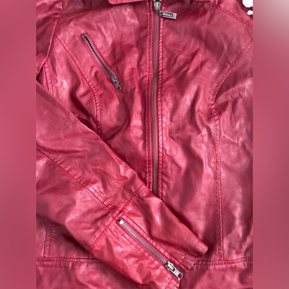 Vintage Red Leather Jacket - Picture 3 of 4